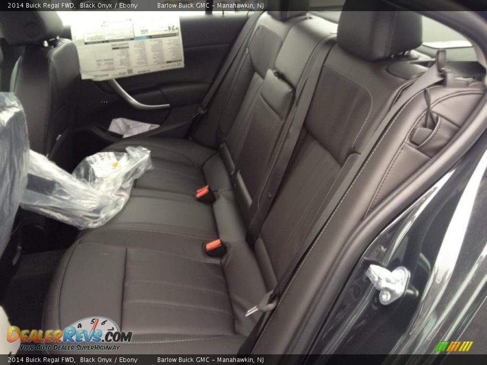 2014 Buick Regal FWD Black Onyx / Ebony Photo #6