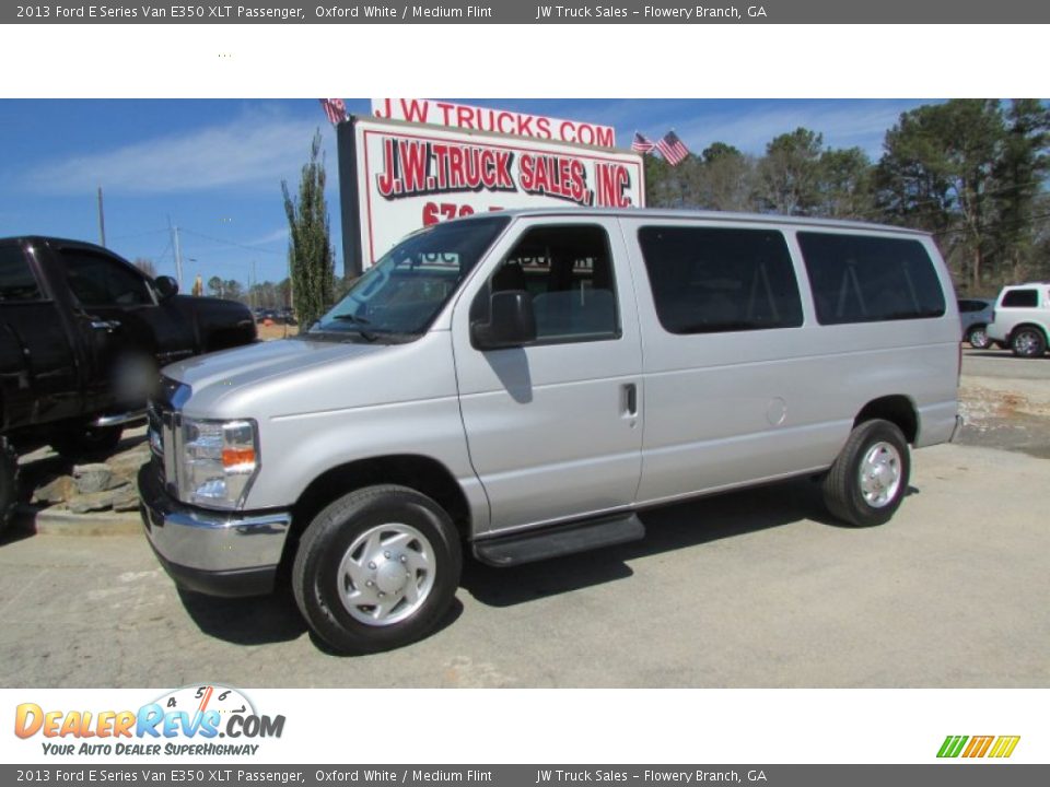 2013 Ford E Series Van E350 XLT Passenger Oxford White / Medium Flint Photo #3