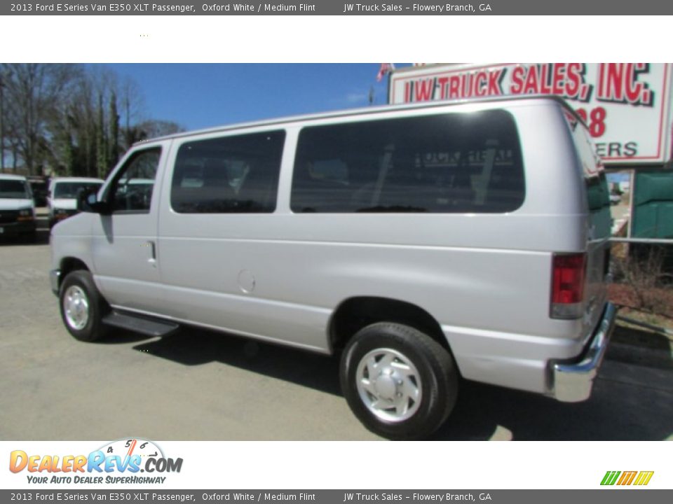 2013 Ford E Series Van E350 XLT Passenger Oxford White / Medium Flint Photo #5