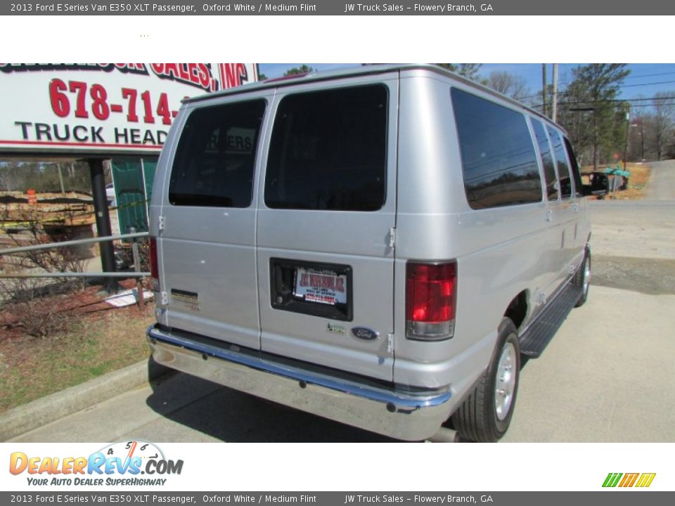 2013 Ford E Series Van E350 XLT Passenger Oxford White / Medium Flint Photo #8