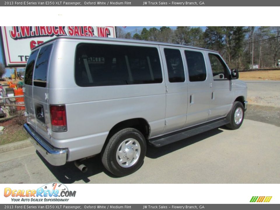 2013 Ford E Series Van E350 XLT Passenger Oxford White / Medium Flint Photo #9