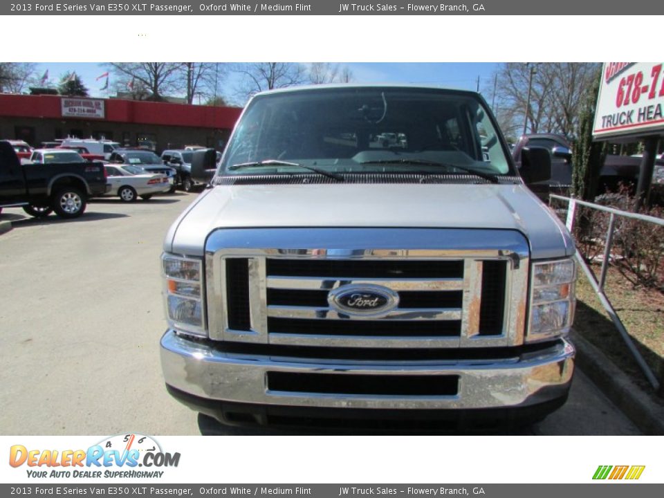 2013 Ford E Series Van E350 XLT Passenger Oxford White / Medium Flint Photo #13