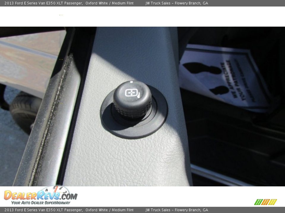 2013 Ford E Series Van E350 XLT Passenger Oxford White / Medium Flint Photo #15