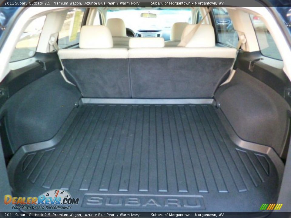 2011 Subaru Outback 2.5i Premium Wagon Azurite Blue Pearl / Warm Ivory Photo #6
