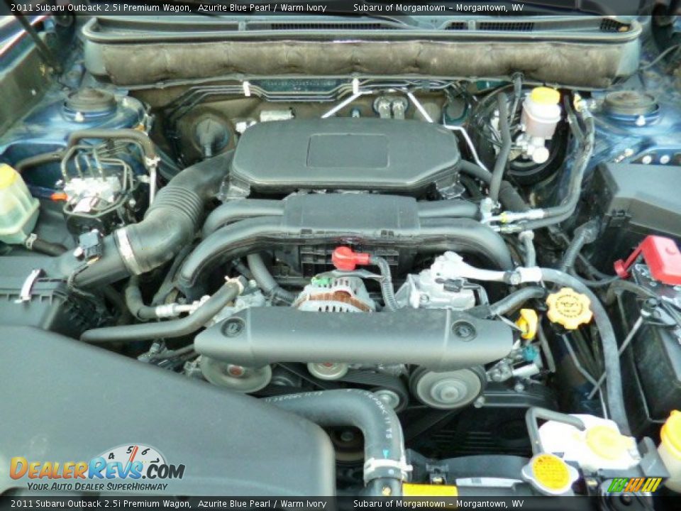 2011 Subaru Outback 2.5i Premium Wagon Azurite Blue Pearl / Warm Ivory Photo #17