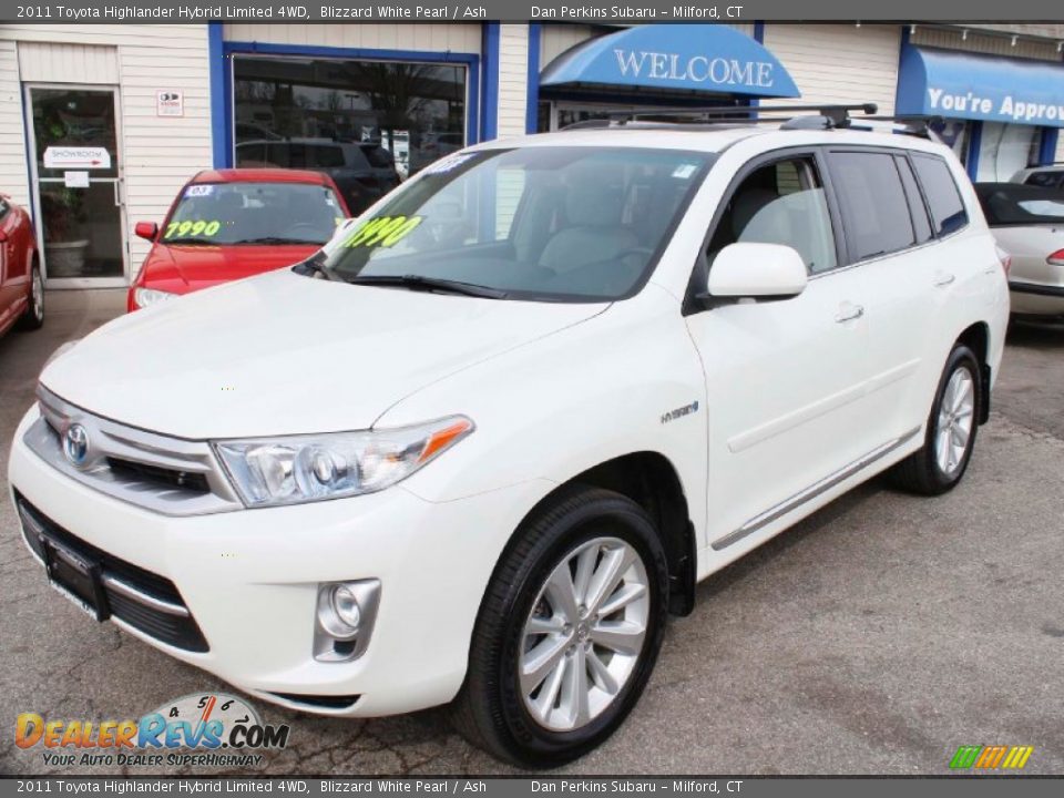 2011 Toyota Highlander Hybrid Limited 4WD Blizzard White Pearl / Ash Photo #3