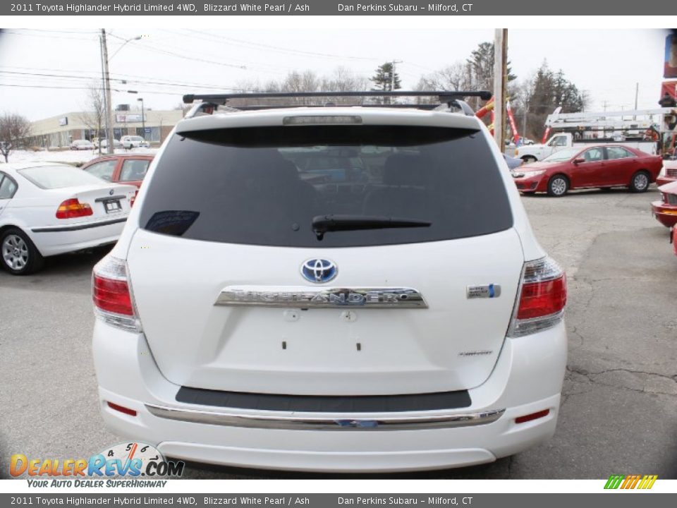 2011 Toyota Highlander Hybrid Limited 4WD Blizzard White Pearl / Ash Photo #7