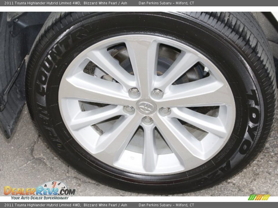 2011 Toyota Highlander Hybrid Limited 4WD Blizzard White Pearl / Ash Photo #24