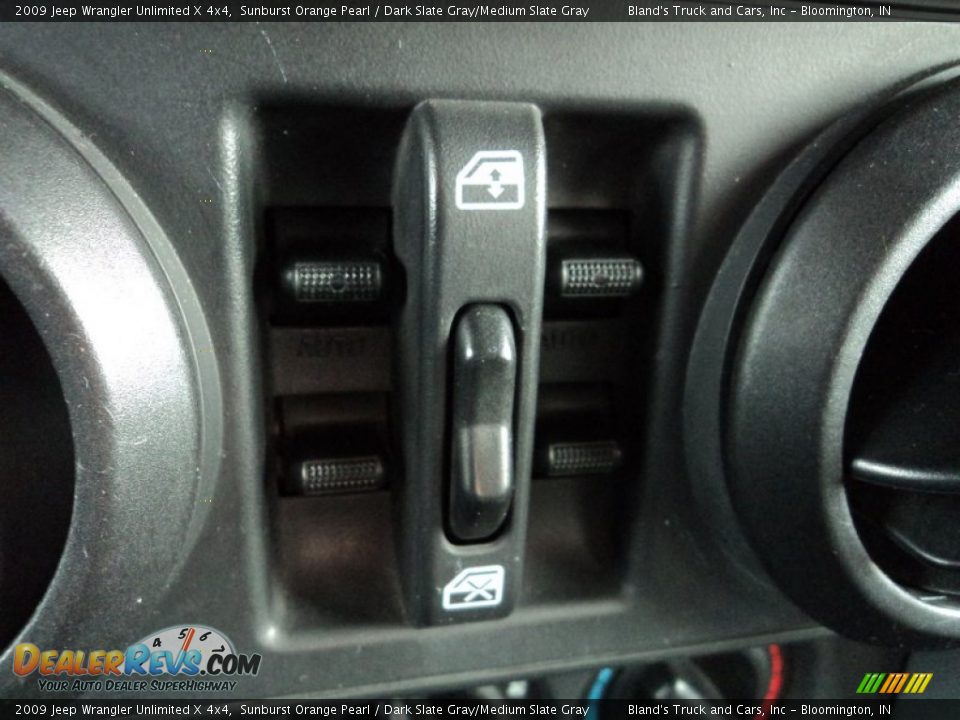 2009 Jeep Wrangler Unlimited X 4x4 Sunburst Orange Pearl / Dark Slate Gray/Medium Slate Gray Photo #10