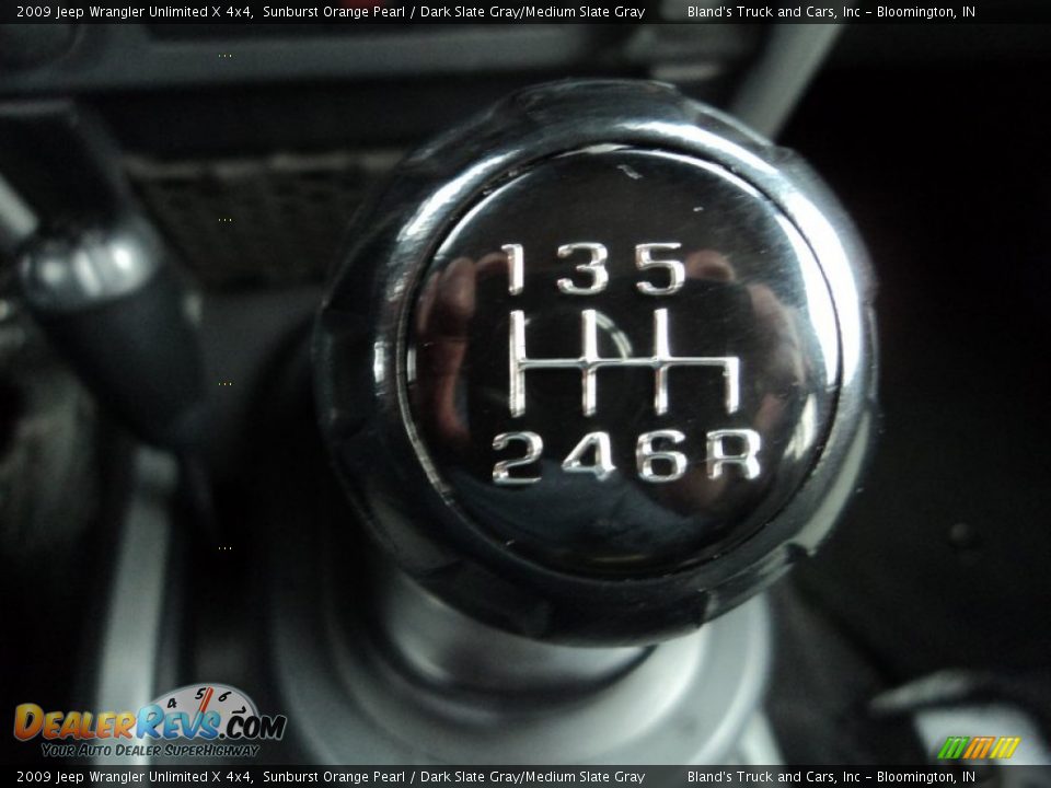 2009 Jeep Wrangler Unlimited X 4x4 Sunburst Orange Pearl / Dark Slate Gray/Medium Slate Gray Photo #12