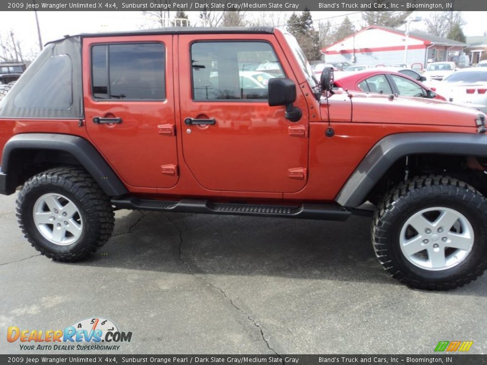 2009 Jeep Wrangler Unlimited X 4x4 Sunburst Orange Pearl / Dark Slate Gray/Medium Slate Gray Photo #18
