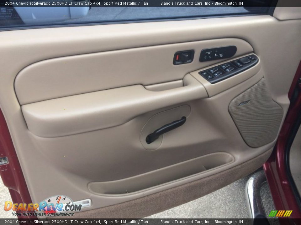Door Panel of 2004 Chevrolet Silverado 2500HD LT Crew Cab 4x4 Photo #2