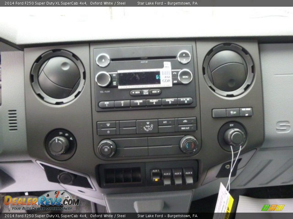 2014 Ford F250 Super Duty XL SuperCab 4x4 Oxford White / Steel Photo #14