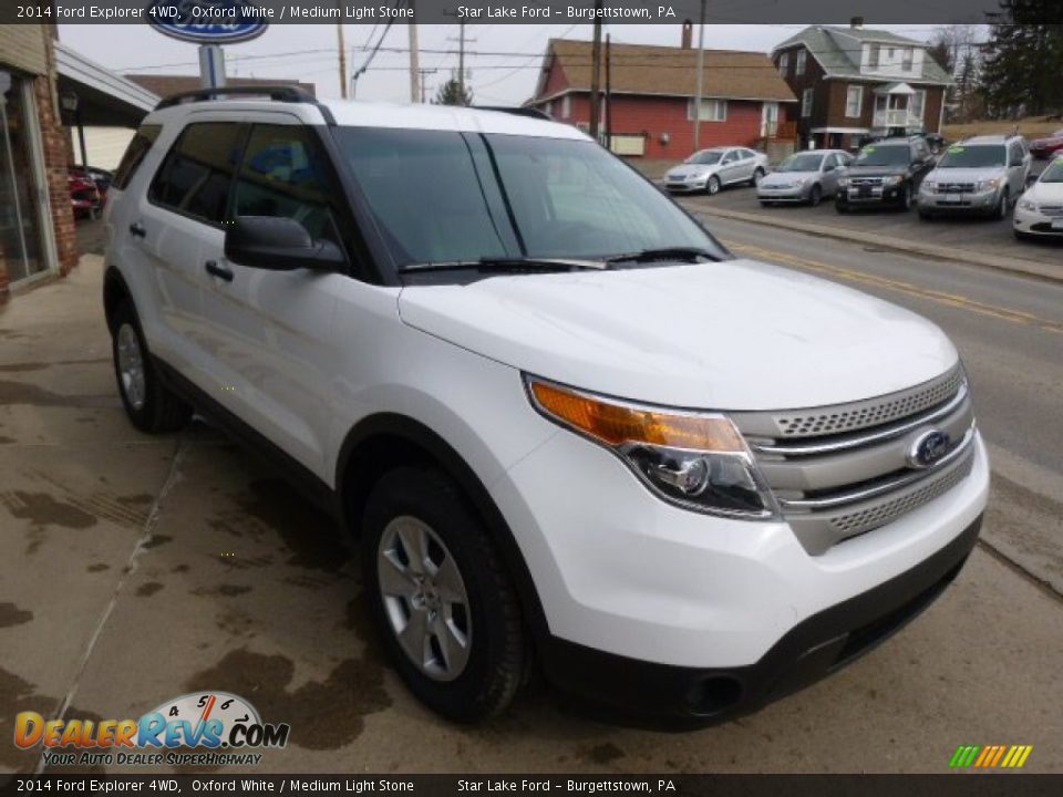 Front 3/4 View of 2014 Ford Explorer 4WD Photo #3