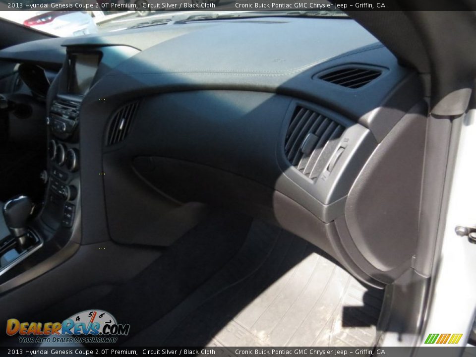 2013 Hyundai Genesis Coupe 2.0T Premium Circuit Silver / Black Cloth Photo #16
