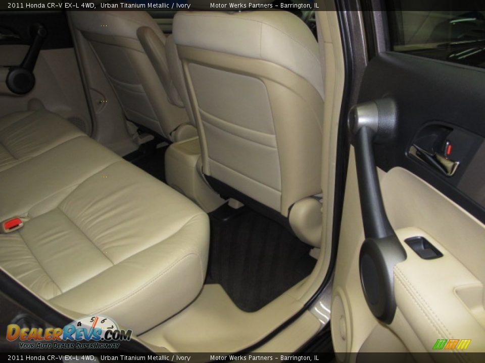 2011 Honda CR-V EX-L 4WD Urban Titanium Metallic / Ivory Photo #19