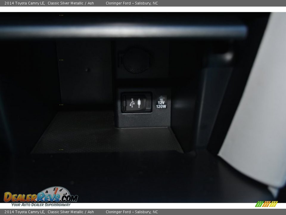 2014 Toyota Camry LE Classic Silver Metallic / Ash Photo #16