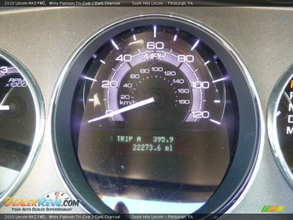 2010 Lincoln MKZ FWD White Platinum Tri-Coat / Dark Charcoal Photo #24