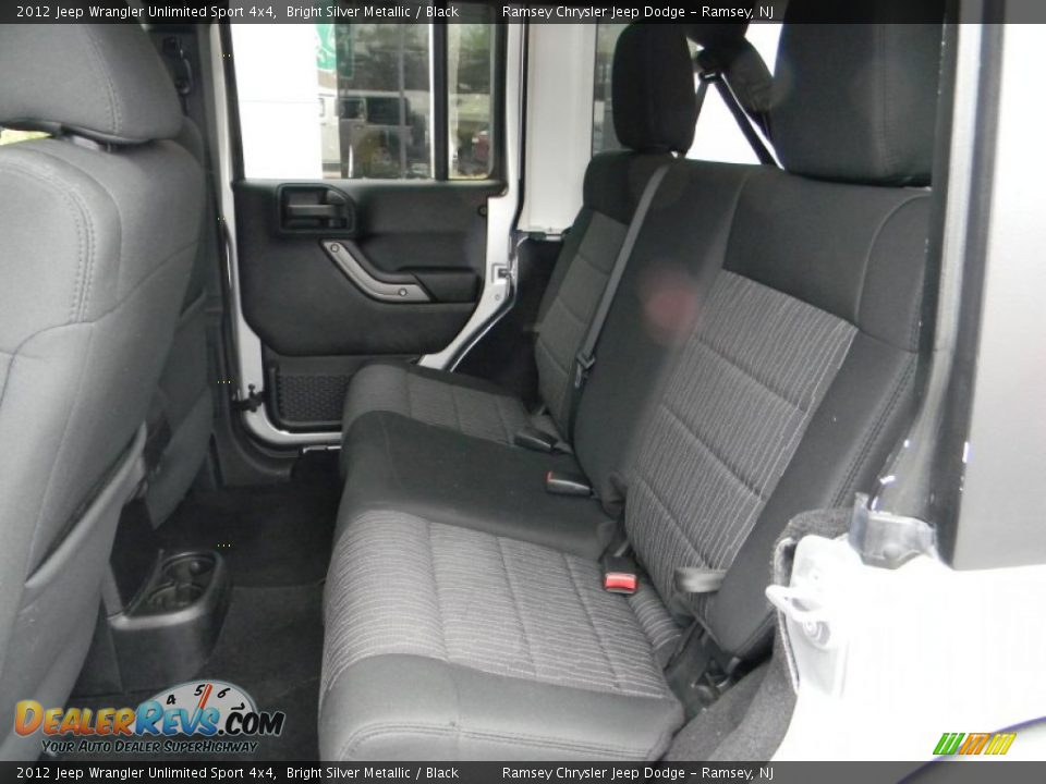 2012 Jeep Wrangler Unlimited Sport 4x4 Bright Silver Metallic / Black Photo #11