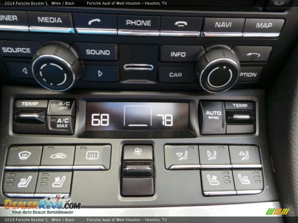 Controls of 2014 Porsche Boxster S Photo #21