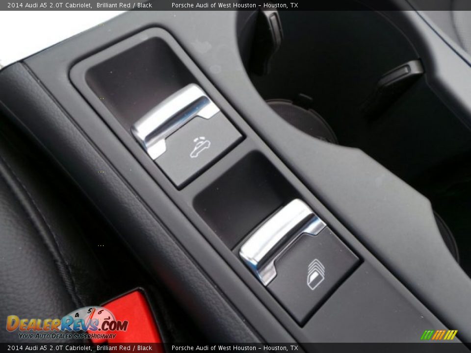 Controls of 2014 Audi A5 2.0T Cabriolet Photo #20