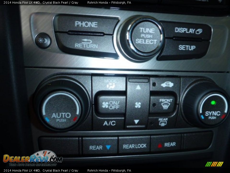 2014 Honda Pilot LX 4WD Crystal Black Pearl / Gray Photo #19