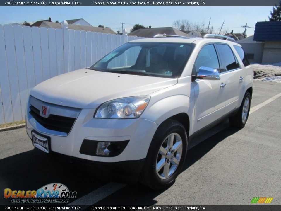 2008 Saturn Outlook XR Cream White / Tan Photo #9