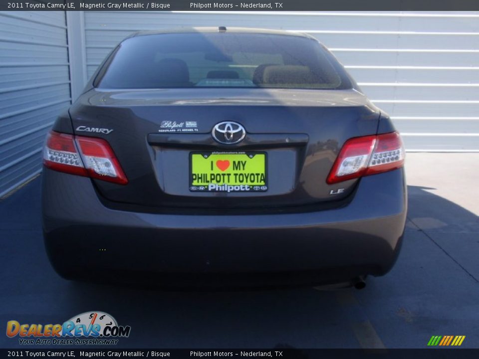 2011 Toyota Camry LE Magnetic Gray Metallic / Bisque Photo #5