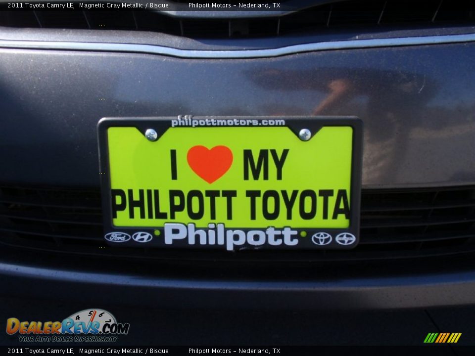 2011 Toyota Camry LE Magnetic Gray Metallic / Bisque Photo #10