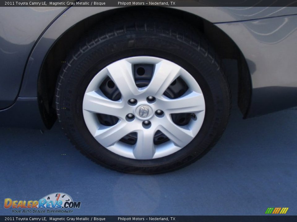 2011 Toyota Camry LE Magnetic Gray Metallic / Bisque Photo #13