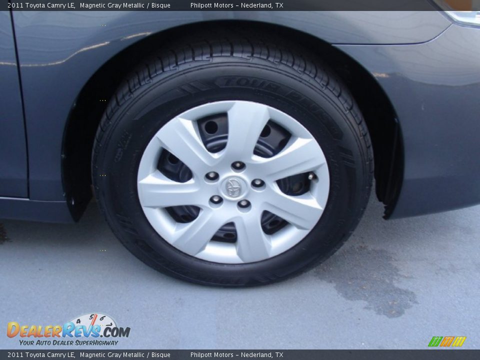 2011 Toyota Camry LE Magnetic Gray Metallic / Bisque Photo #15