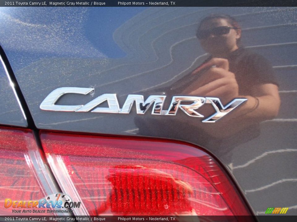 2011 Toyota Camry LE Magnetic Gray Metallic / Bisque Photo #20