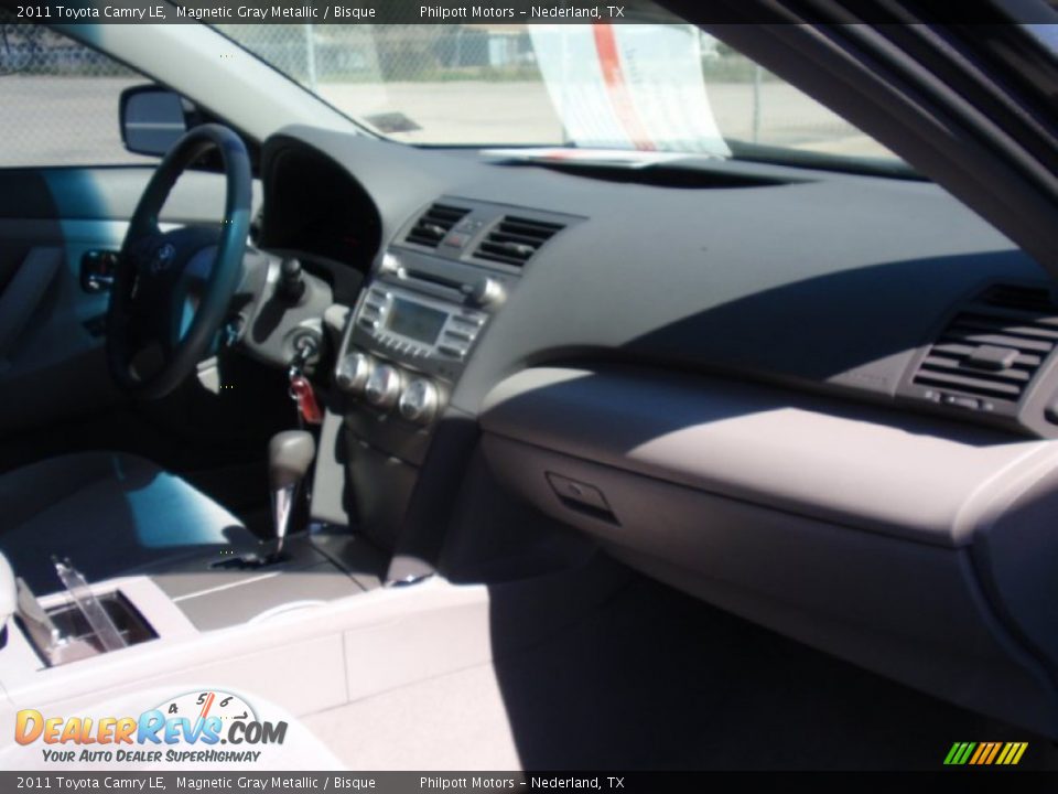 2011 Toyota Camry LE Magnetic Gray Metallic / Bisque Photo #23
