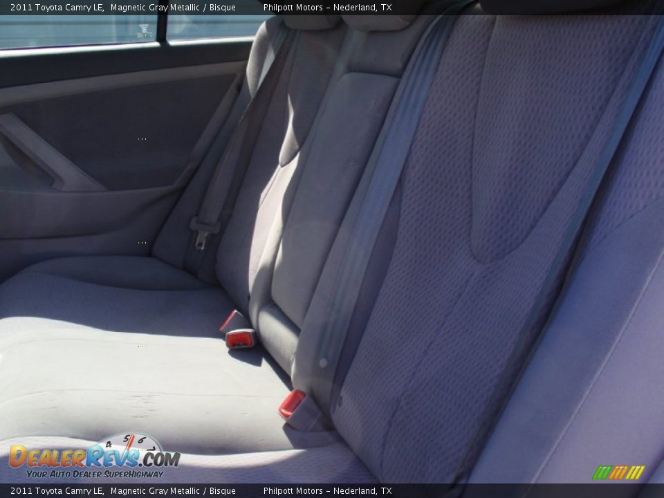 2011 Toyota Camry LE Magnetic Gray Metallic / Bisque Photo #32
