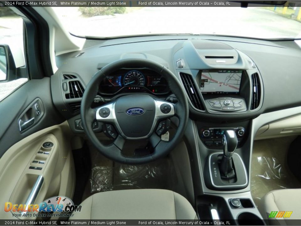 Dashboard of 2014 Ford C-Max Hybrid SE Photo #9