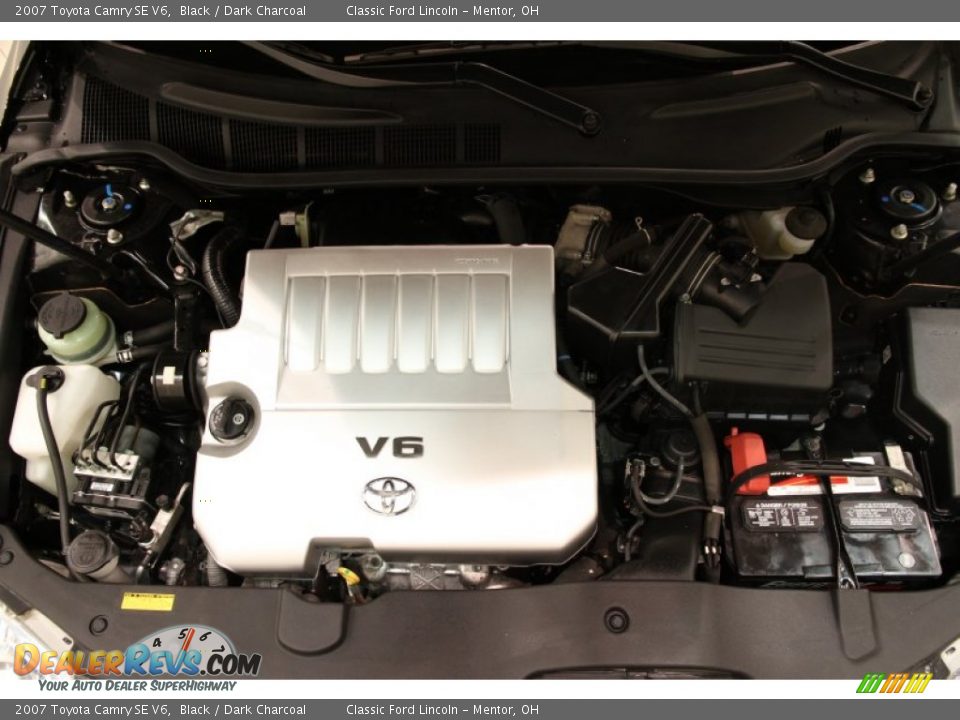 2007 Toyota Camry SE V6 Black / Dark Charcoal Photo #16