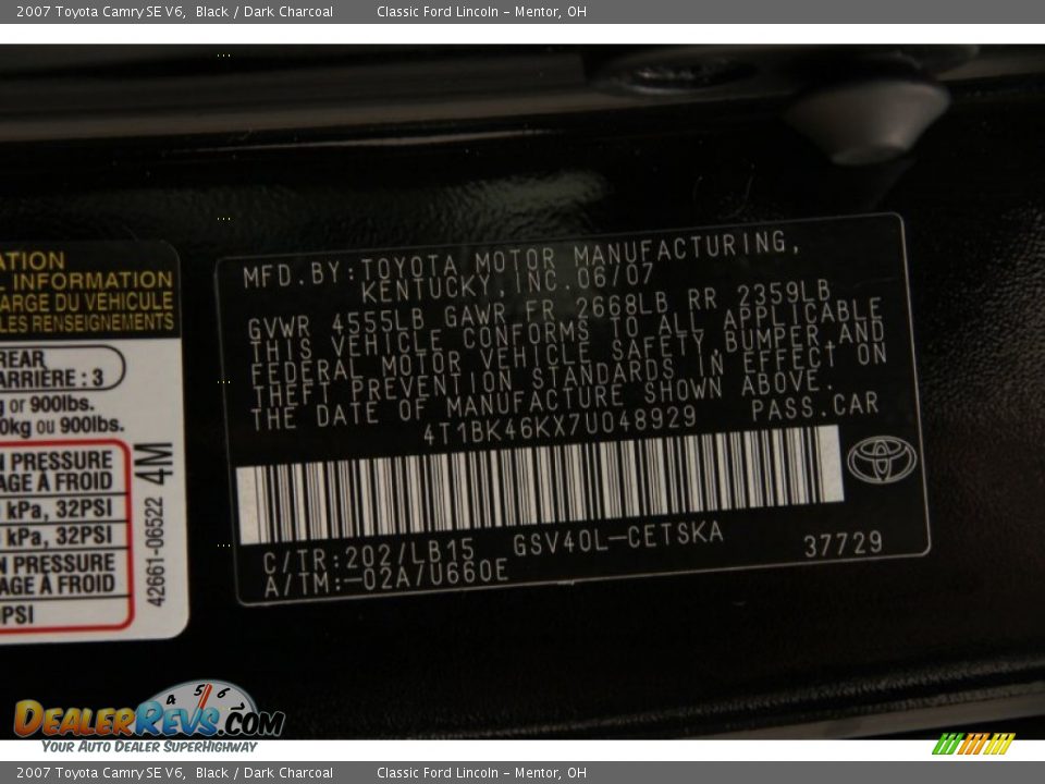 2007 Toyota Camry SE V6 Black / Dark Charcoal Photo #18