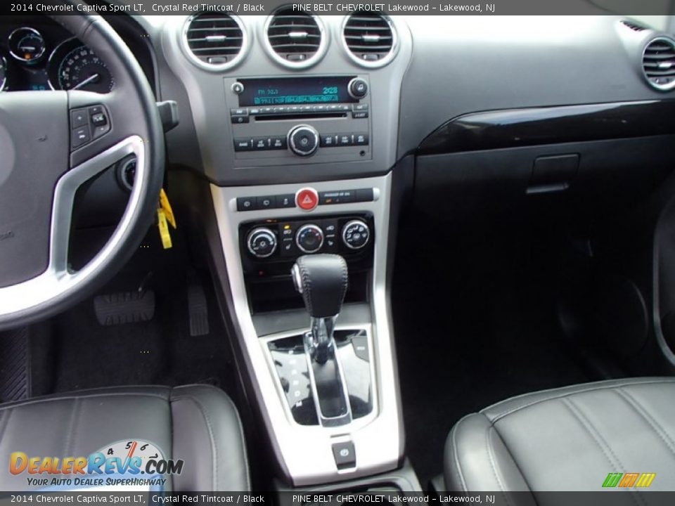 Controls of 2014 Chevrolet Captiva Sport LT Photo #14