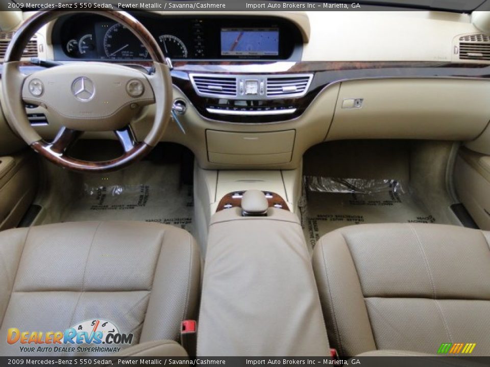 Dashboard of 2009 Mercedes-Benz S 550 Sedan Photo #9