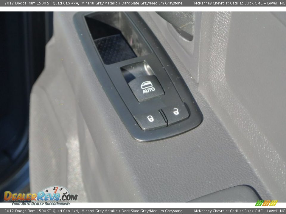 2012 Dodge Ram 1500 ST Quad Cab 4x4 Mineral Gray Metallic / Dark Slate Gray/Medium Graystone Photo #22