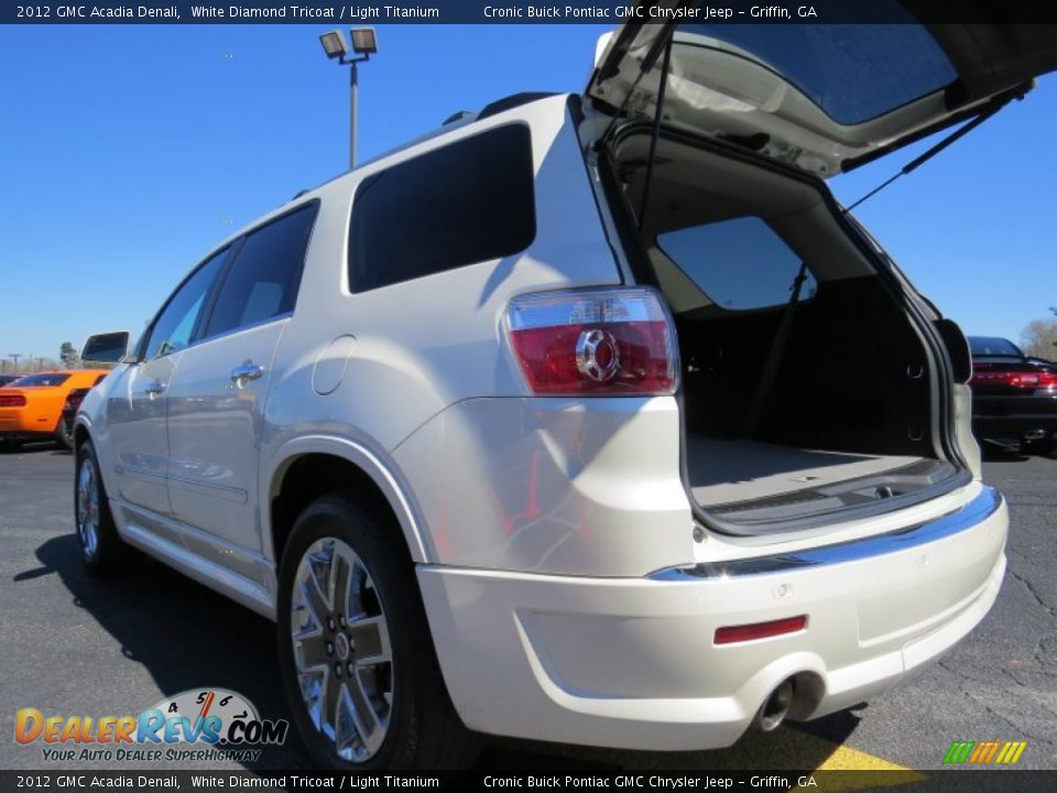 2012 GMC Acadia Denali White Diamond Tricoat / Light Titanium Photo #16