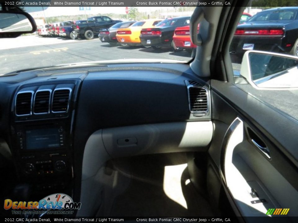 2012 GMC Acadia Denali White Diamond Tricoat / Light Titanium Photo #20