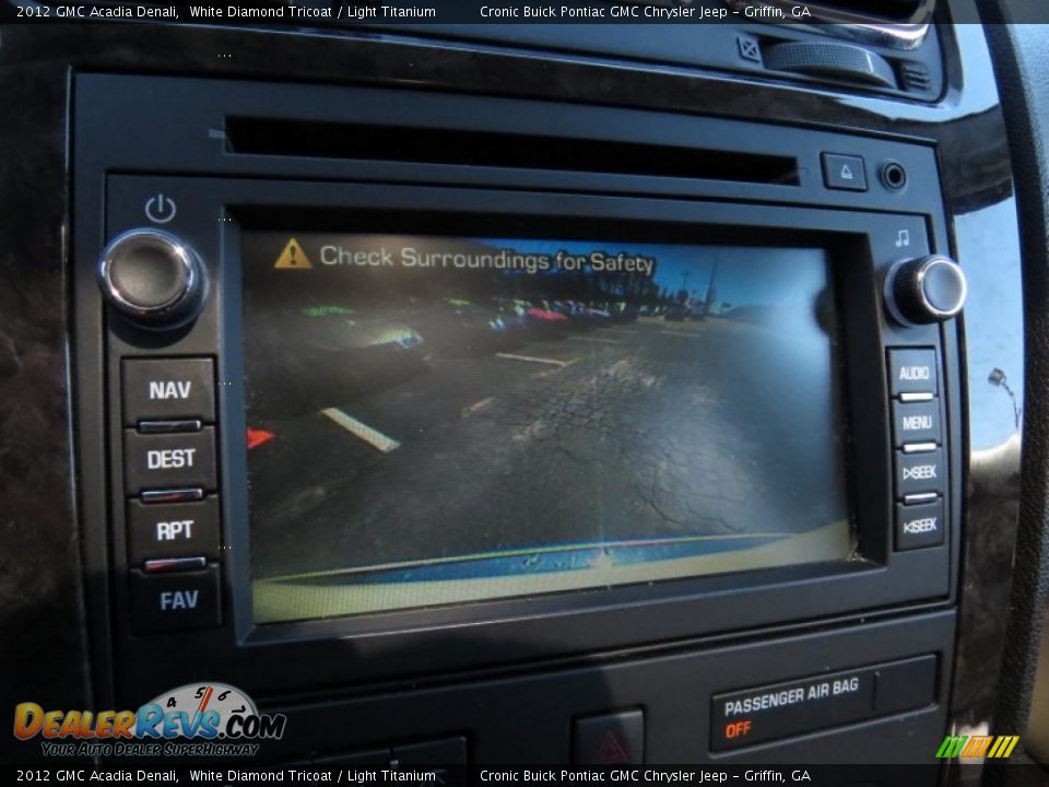 2012 GMC Acadia Denali White Diamond Tricoat / Light Titanium Photo #26