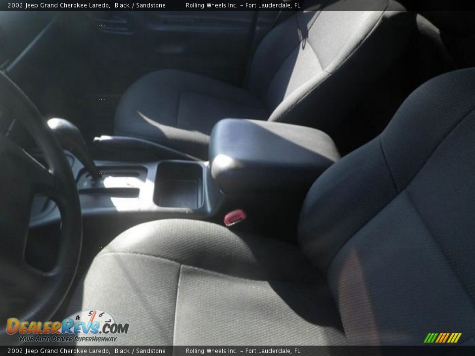 2002 Jeep Grand Cherokee Laredo Black / Sandstone Photo #5