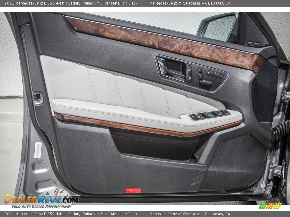 2011 Mercedes-Benz E 350 4Matic Sedan Palladium Silver Metallic / Black Photo #18