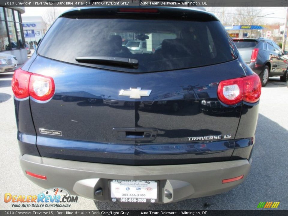 2010 Chevrolet Traverse LS Dark Blue Metallic / Dark Gray/Light Gray Photo #5