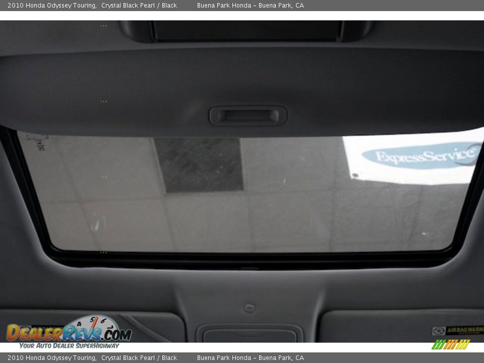2010 Honda Odyssey Touring Crystal Black Pearl / Black Photo #16