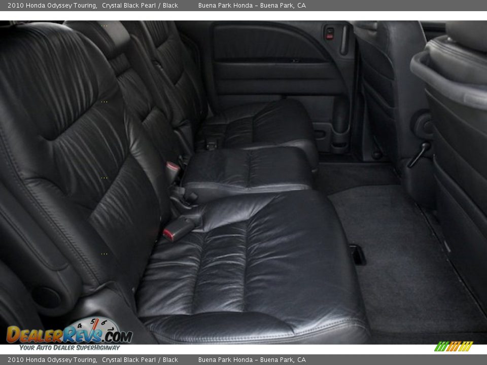 2010 Honda Odyssey Touring Crystal Black Pearl / Black Photo #21