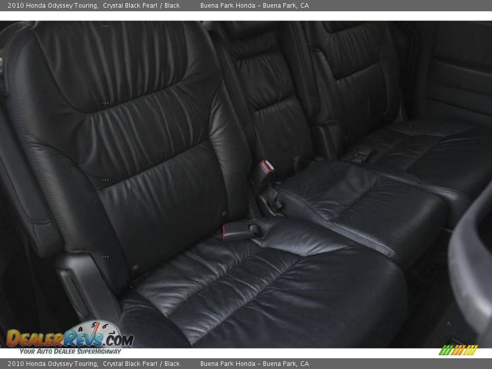 2010 Honda Odyssey Touring Crystal Black Pearl / Black Photo #22