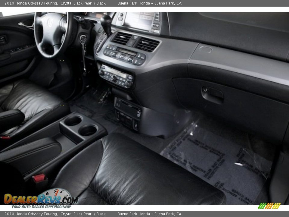 2010 Honda Odyssey Touring Crystal Black Pearl / Black Photo #26